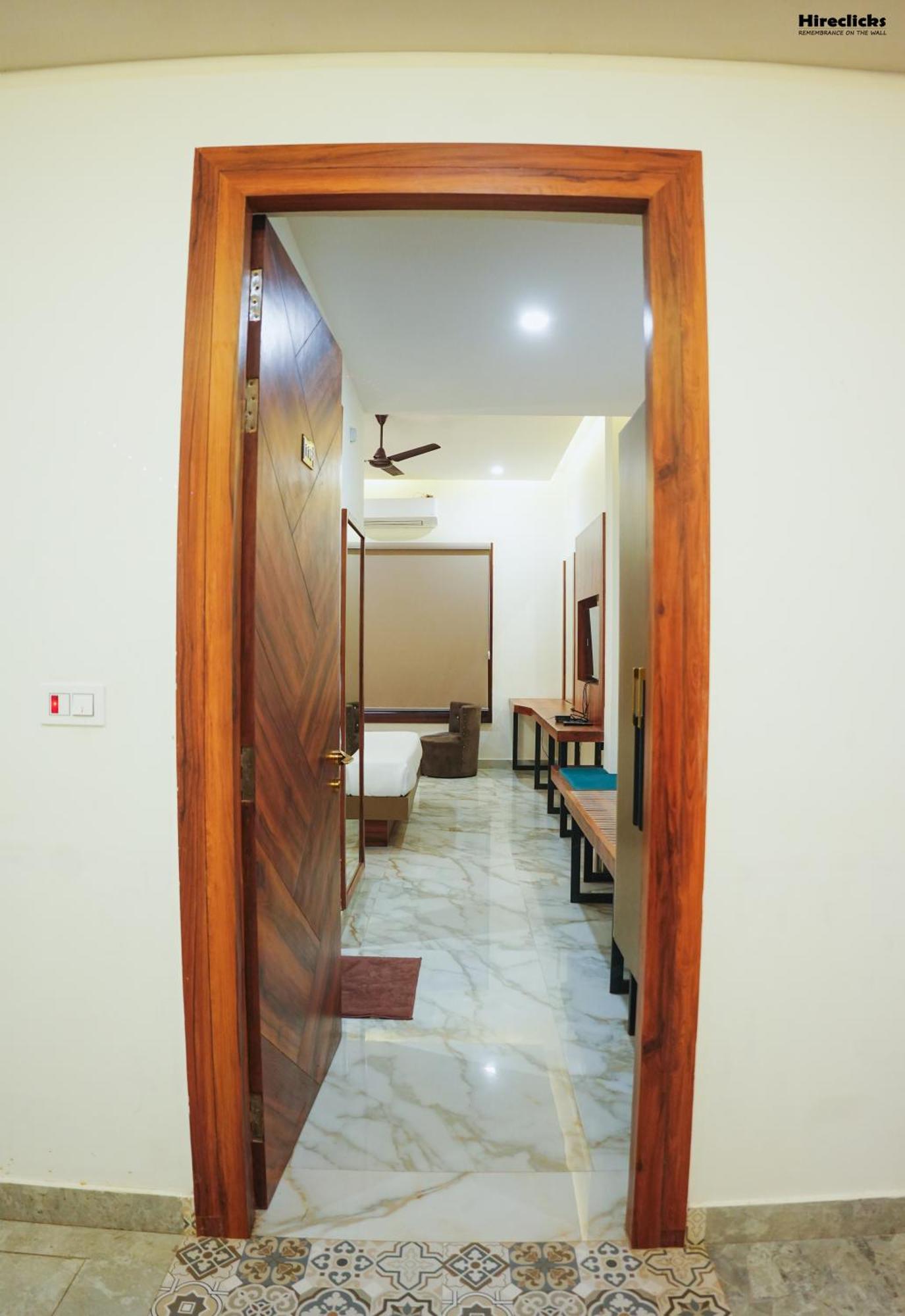 The Krati Resort & Convention Centre Bareilly Exteriör bild